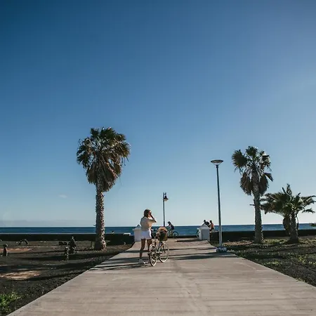 Ξενοδοχείο με διαμερίσματα Mar Azul Playa 2*